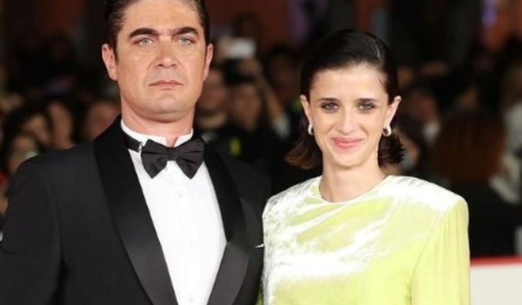 Benedetta Porcaroli e Riccardo Scamarcio